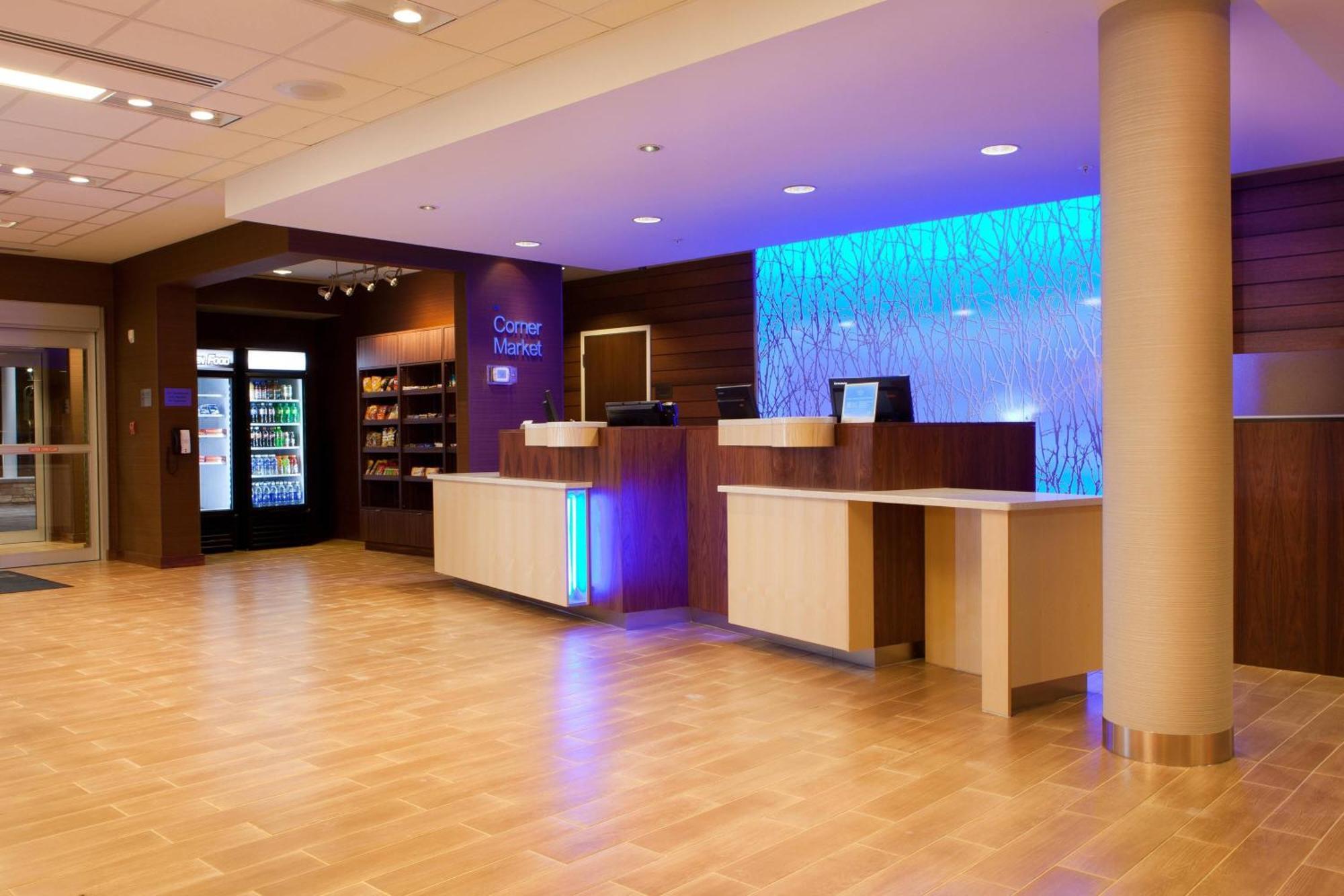 Hotel Fairfield & By Marriott Lethbridge