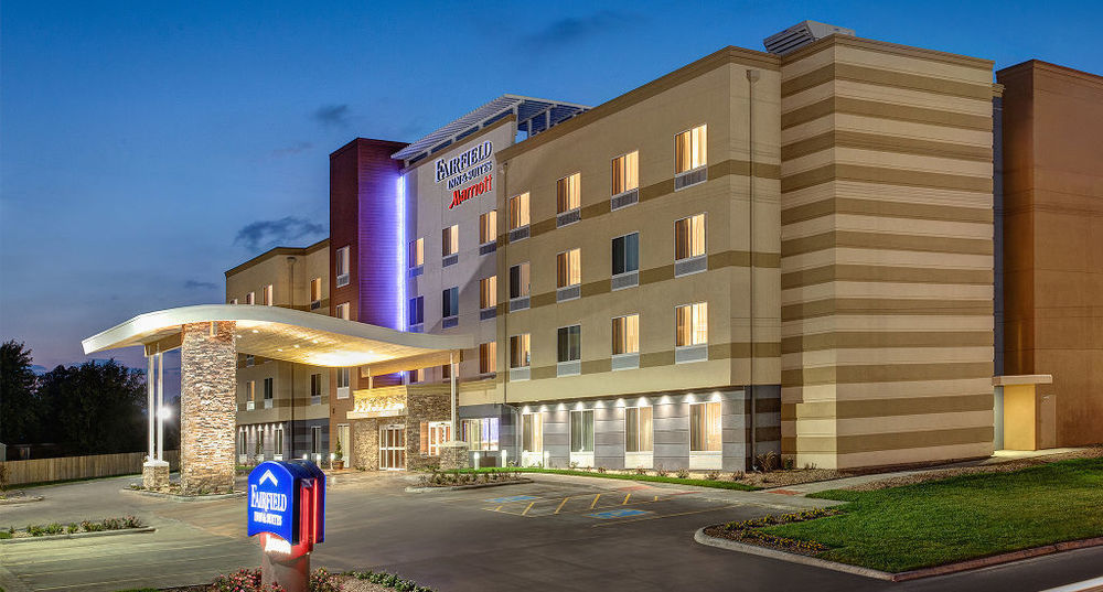 Hotel Fairfield & By Marriott 3*